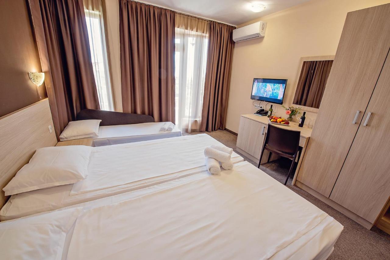 Hotel Santa Maria Obzor Exterior photo