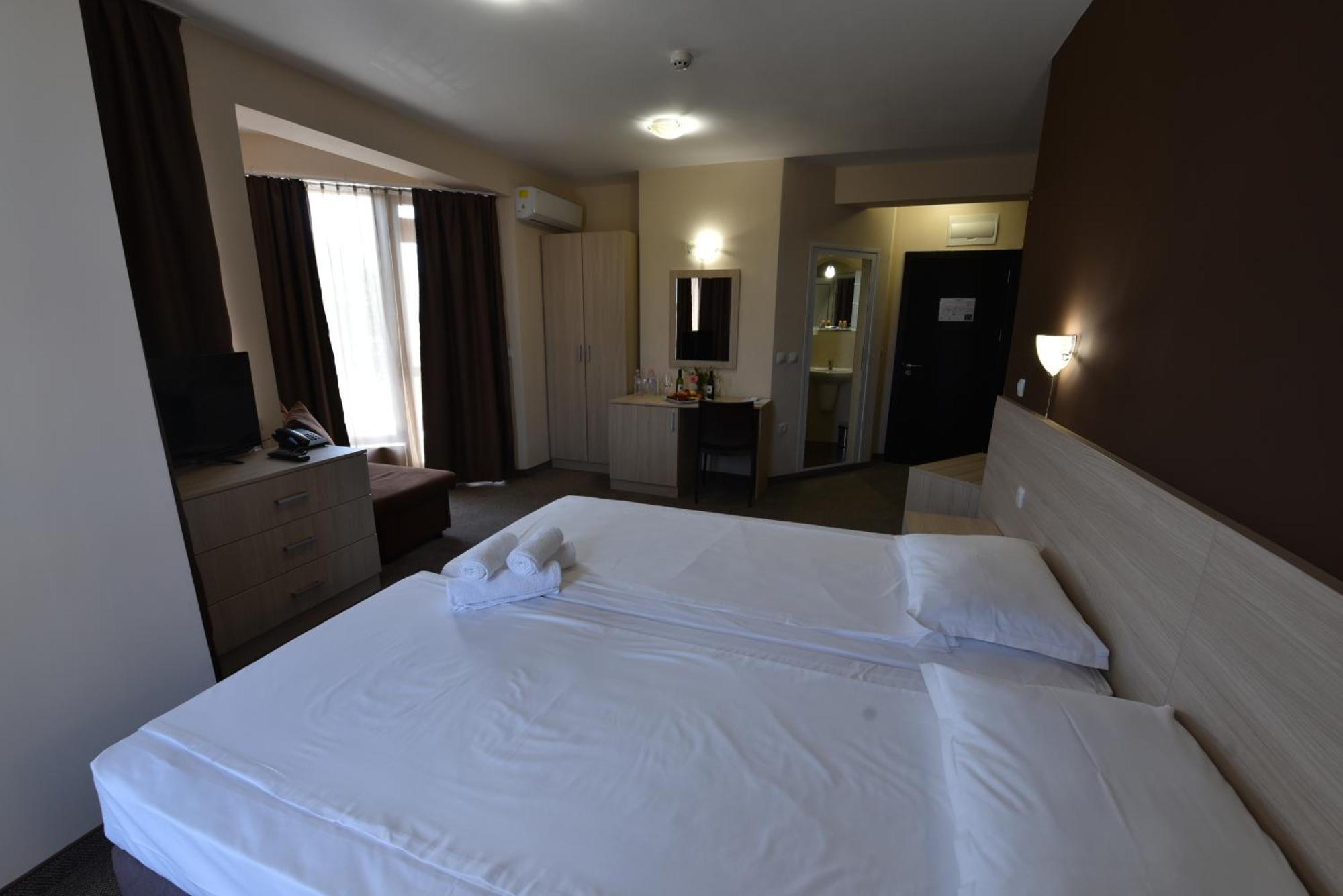 Hotel Santa Maria Obzor Exterior photo
